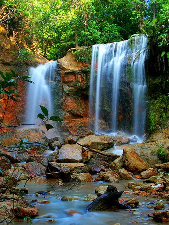 Duduma Waterfall